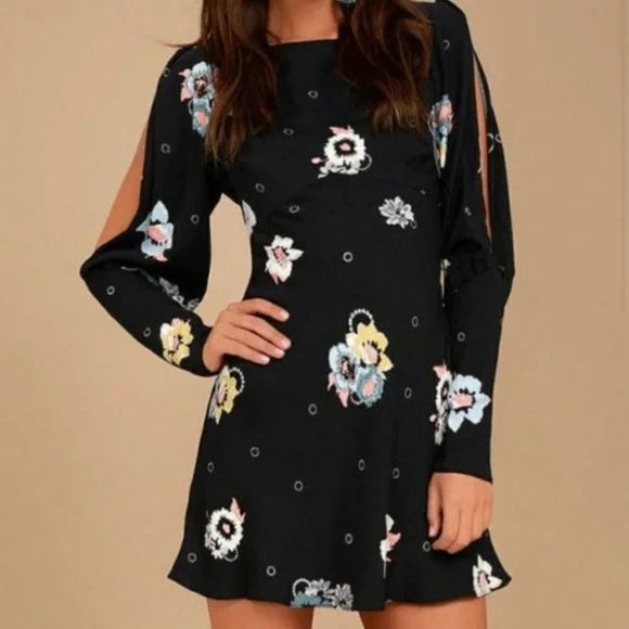 NWT FREE PEOPLE Black Floral Mini “Night Combo” Sunshadow Dress Size 4 - Picture 1 of 14